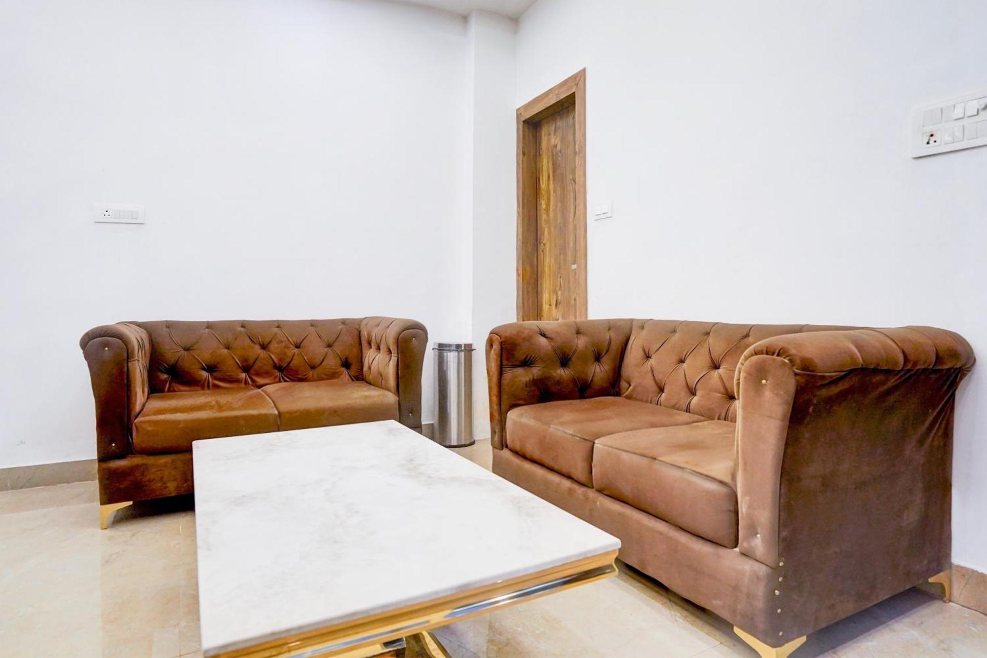 גאזיאבאד Townhouse Hotel Grand Emporio By Sbg Near Vaishali Metro Station מראה חיצוני תמונה